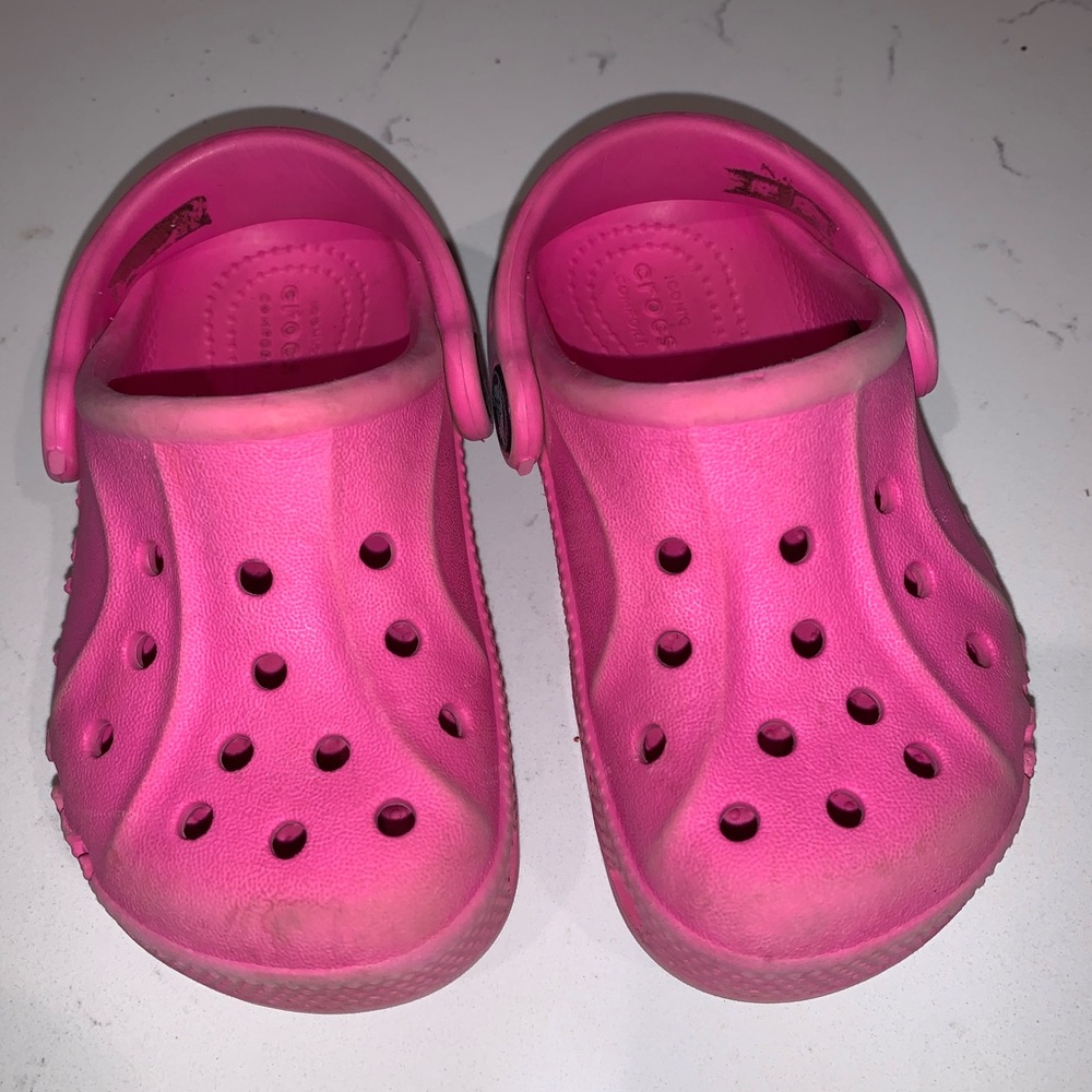 Kids size 7 pink Crocs